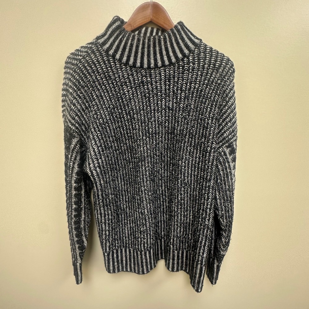 Rock & Republic Black White Marled Mock Neck Ribbed Knit Sweater Medium